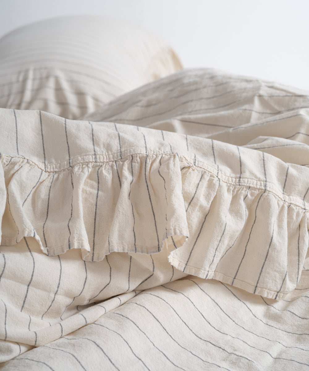 Комплект постільної білизни Leila 100% Бавовна (Garment Washed) – Натуральний крем із чорними смужками