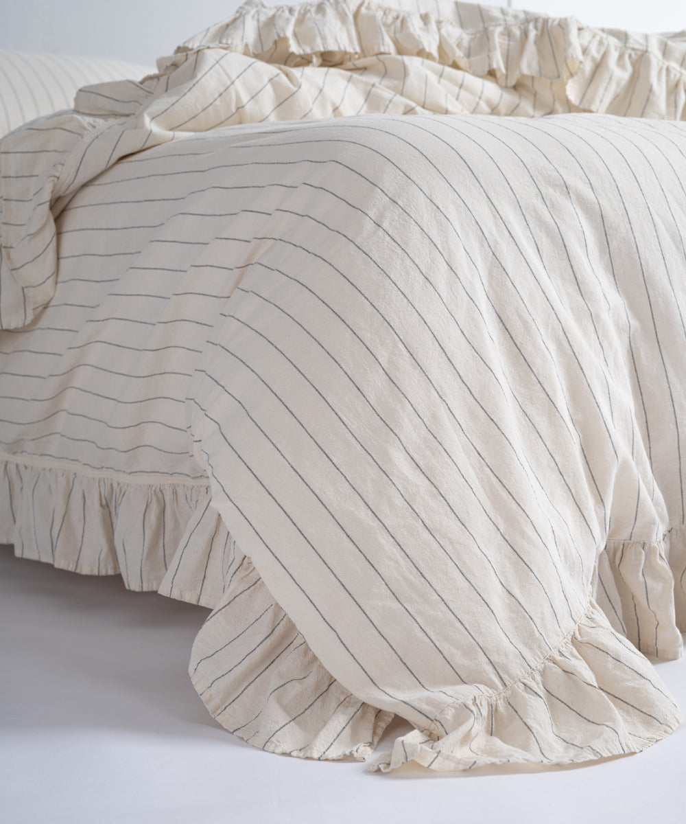 Комплект постільної білизни Leila 100% Бавовна (Garment Washed) – Натуральний крем із чорними смужками