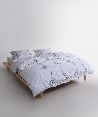 Dvi navolochky 50x70 Stonewashed butterfly z shnurkamy ta vyshyvkoiu metelykiv